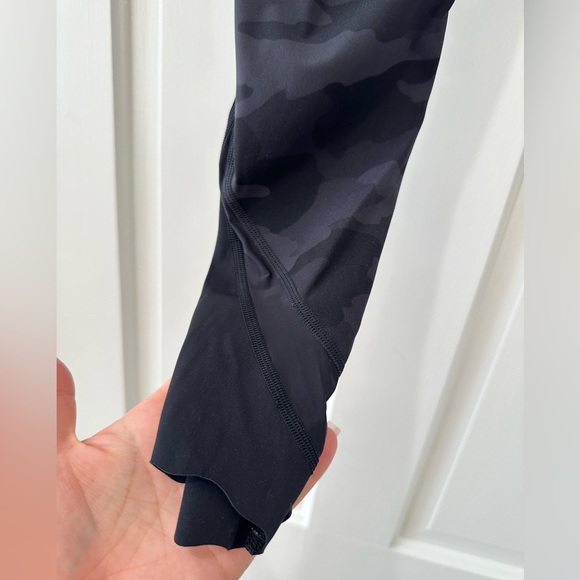 Lululemon Align invigorate high rise incognito camo cropped legging bottoms - Picture 7 of 12